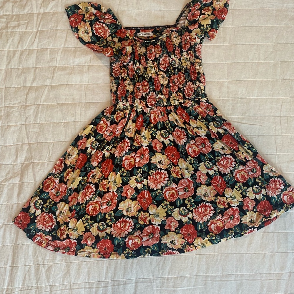 Nordstrom Girls Sz 6 Floral Smocked Ruffled Sundress